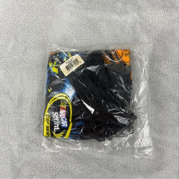 Chase Authentics Men's Large 2013 Sprint Cup T-Shirt - Picture 3 of 10